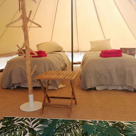 Les Jardins Celestes Bed & Breakfast